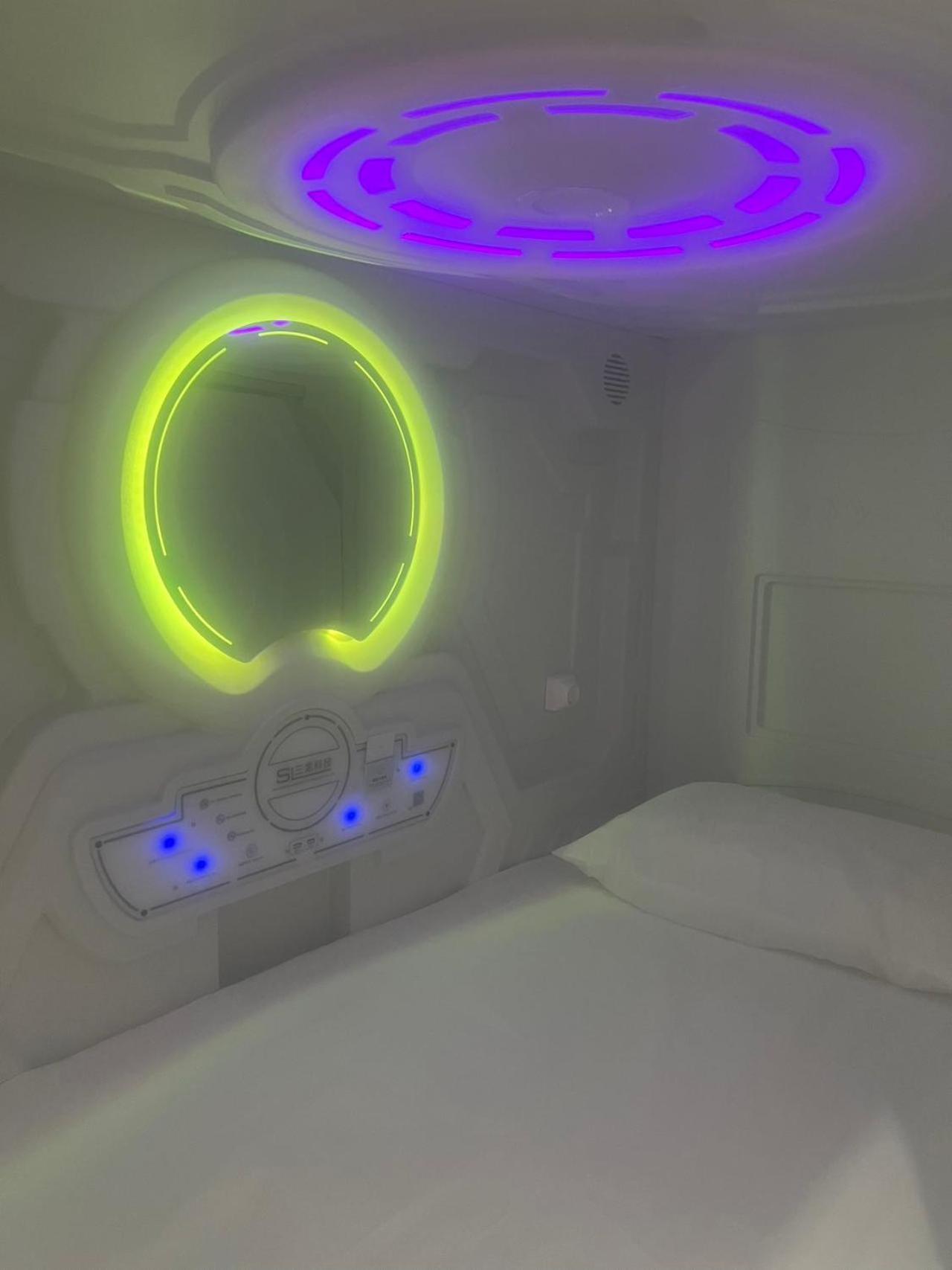 Air Hostel Capsules Airport Gava Bagian luar foto